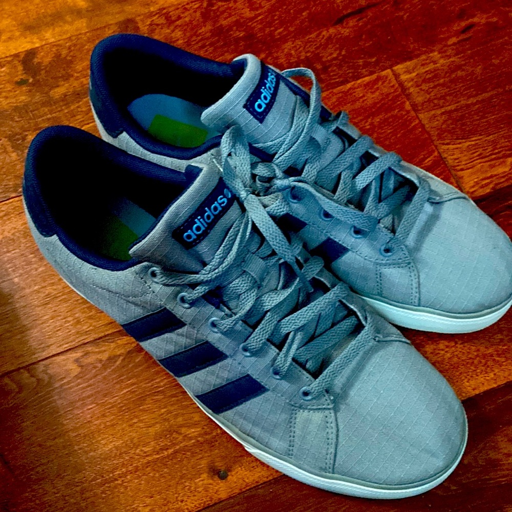 Mens adidas athletic shoes, 10.5 Ortholite with memory foam